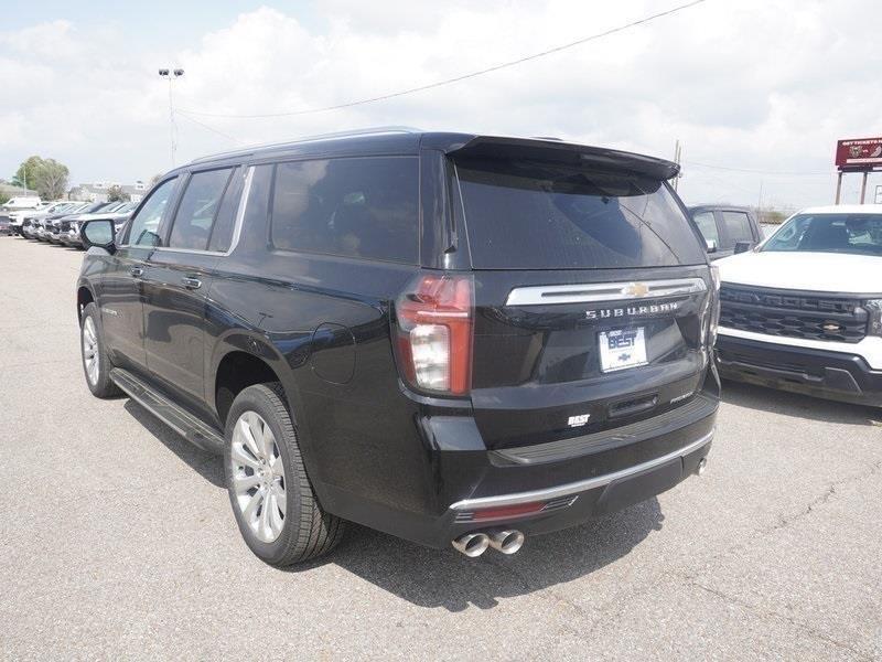 new 2024 Chevrolet Suburban car, priced at $70,665