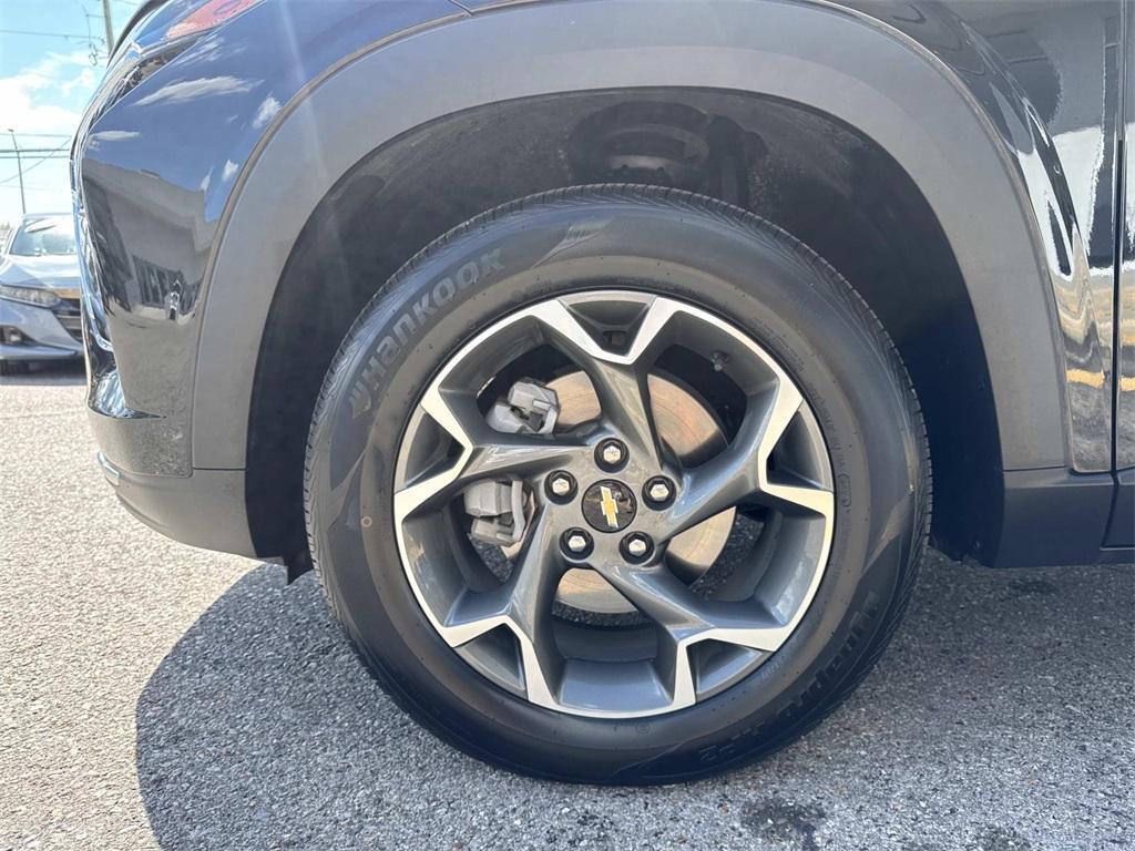 used 2024 Chevrolet Trax car, priced at $22,476