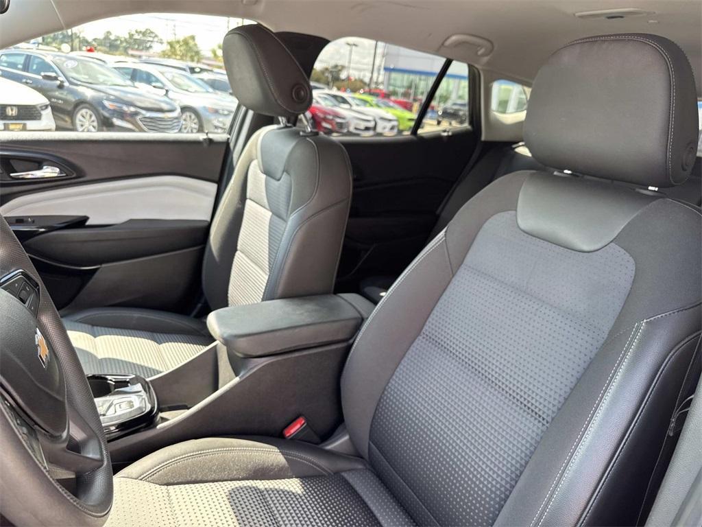 used 2024 Chevrolet Trax car, priced at $22,476