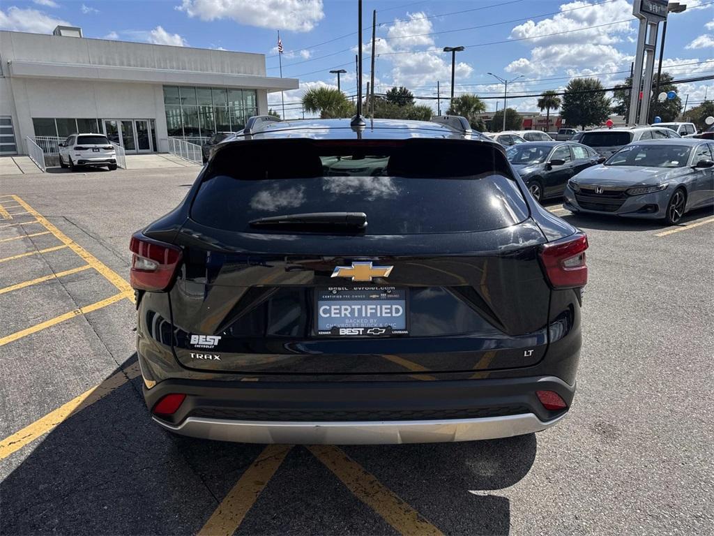 used 2024 Chevrolet Trax car, priced at $22,476