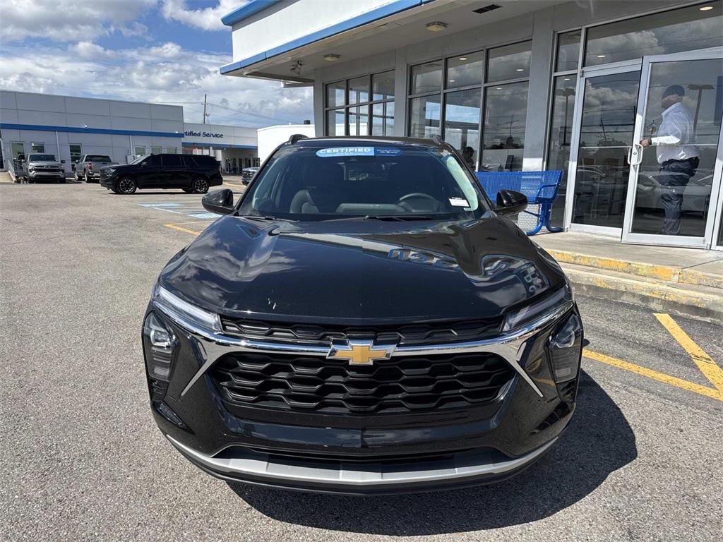 used 2024 Chevrolet Trax car, priced at $22,476