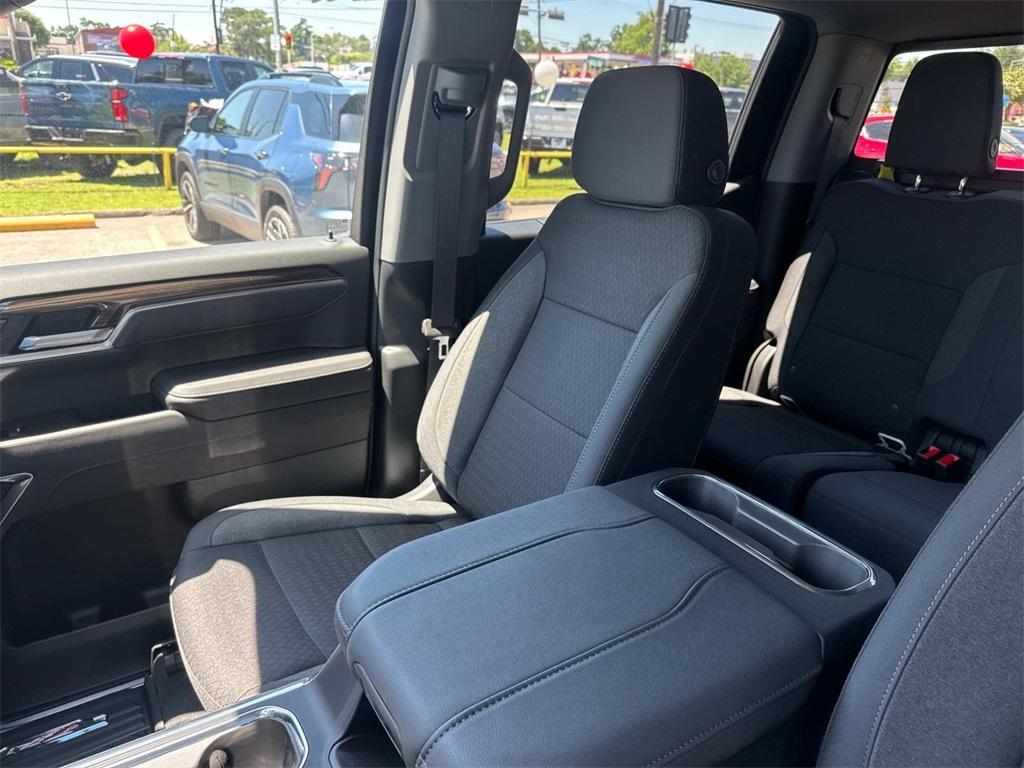 new 2025 Chevrolet Silverado 1500 car, priced at $50,775