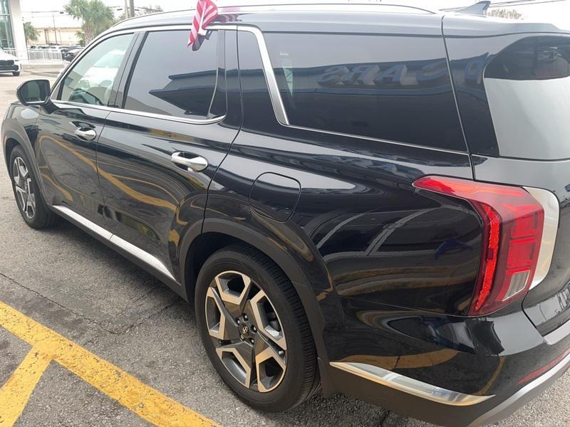 used 2024 Hyundai Palisade car, priced at $43,495