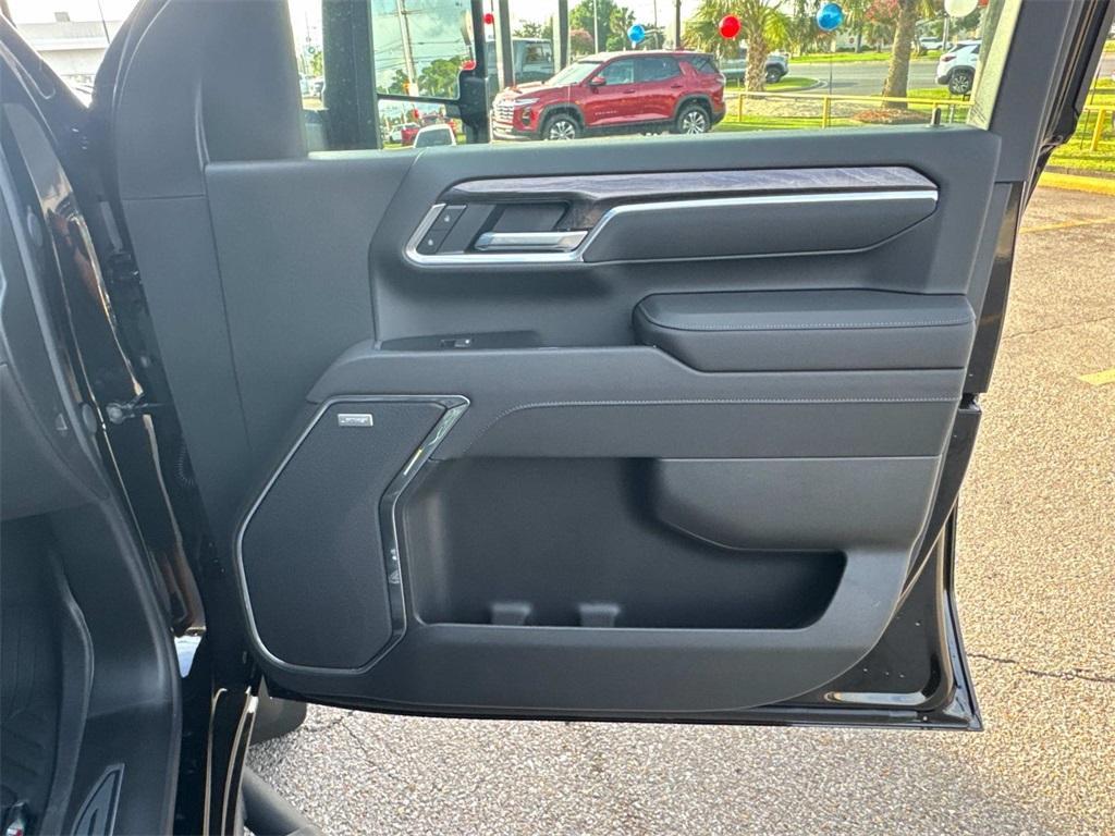 new 2025 Chevrolet Silverado 2500 car, priced at $69,280