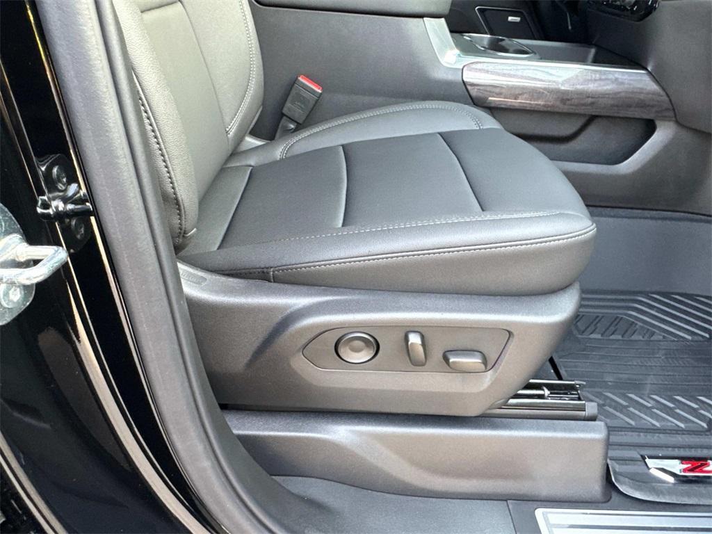 new 2025 Chevrolet Silverado 2500 car, priced at $69,280