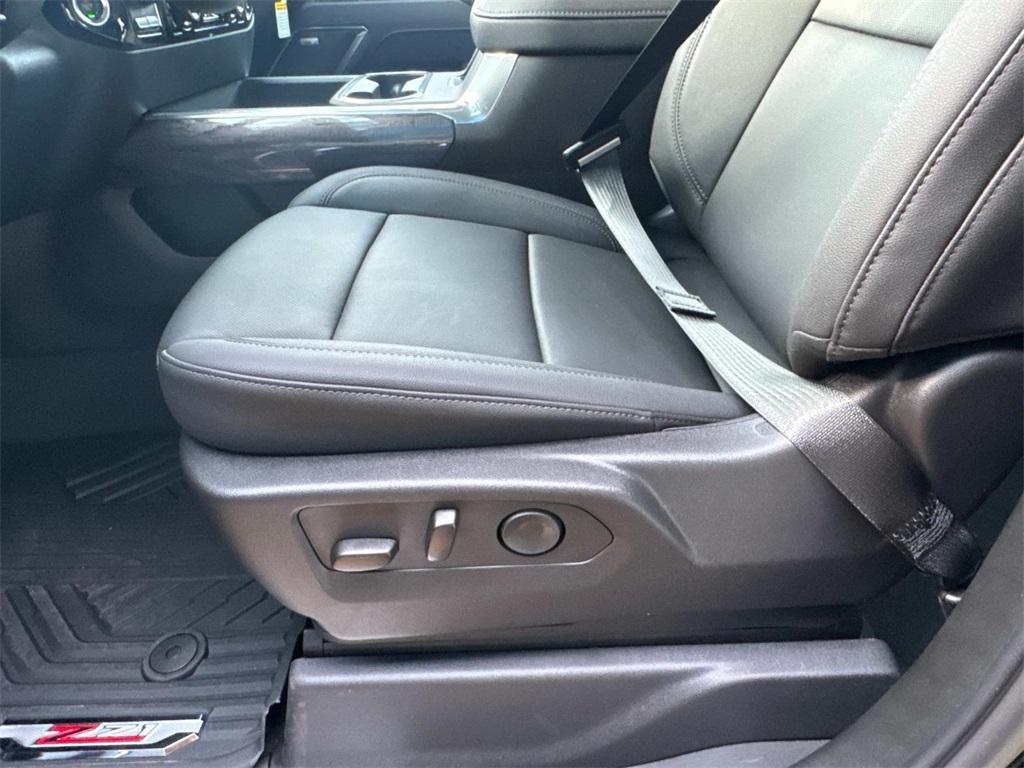 new 2025 Chevrolet Silverado 2500 car, priced at $69,280