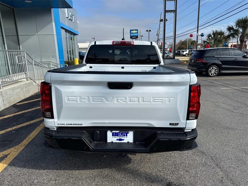 new 2024 Chevrolet Colorado car, priced at $29,820