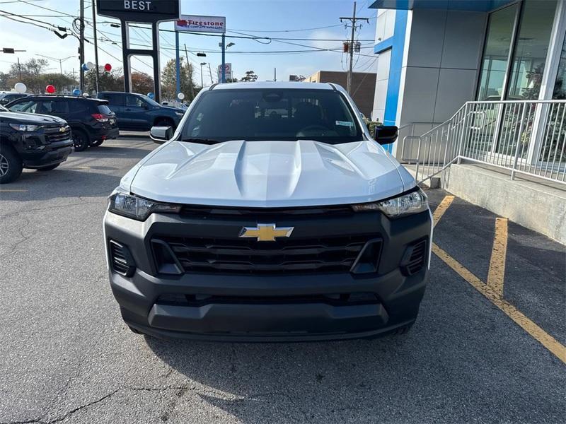 new 2024 Chevrolet Colorado car, priced at $29,820