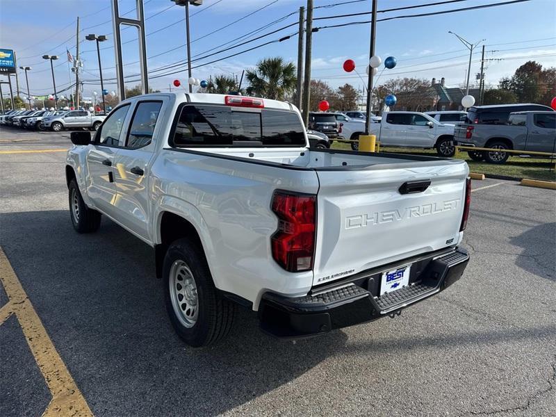 new 2024 Chevrolet Colorado car, priced at $29,820