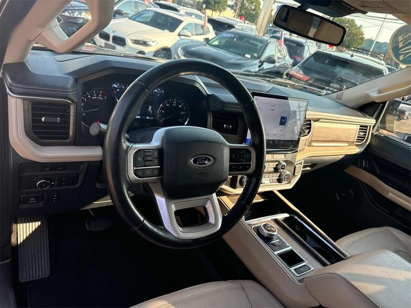 used 2022 Ford Expedition car, priced at $36,495