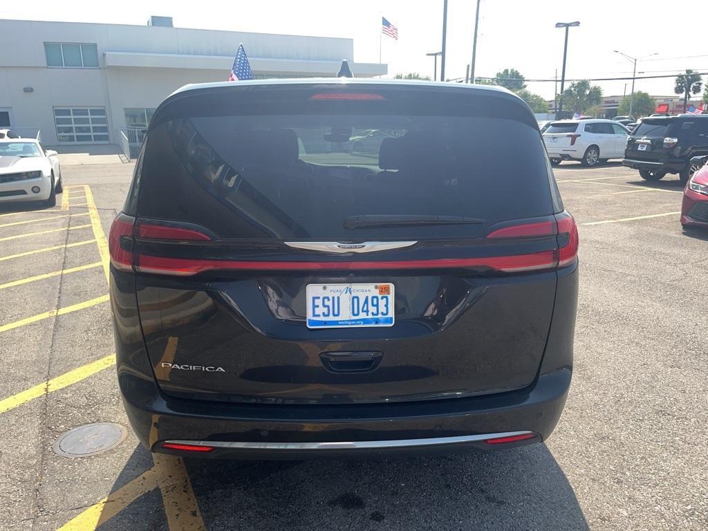 used 2023 Chrysler Pacifica car, priced at $25,495