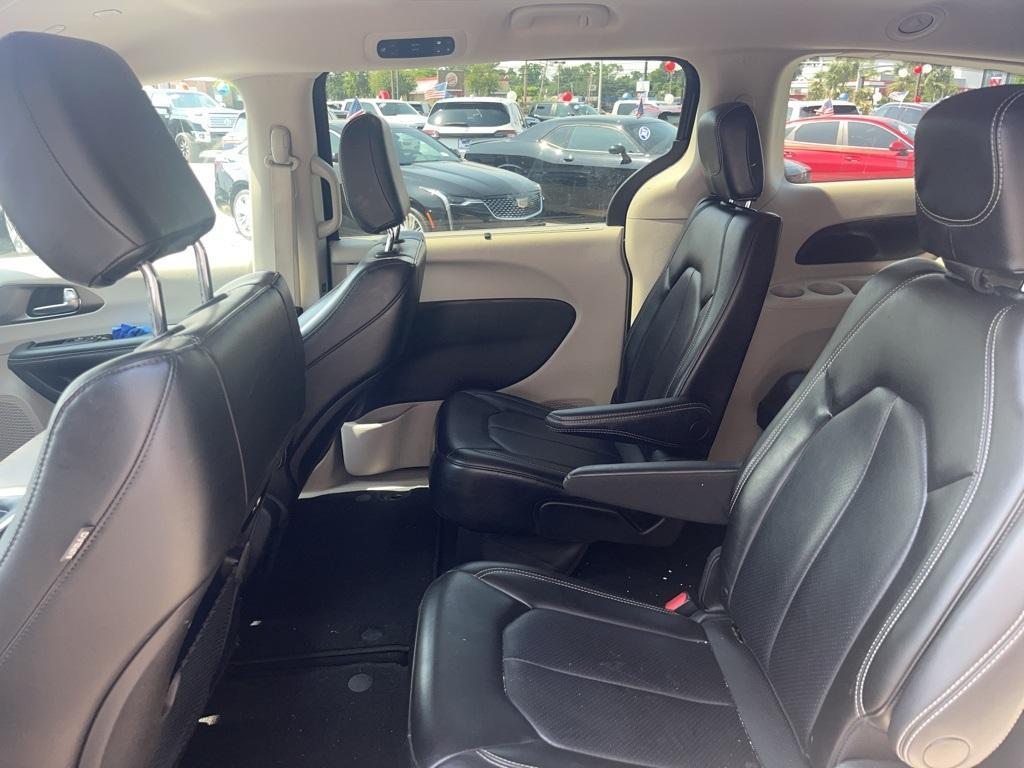 used 2023 Chrysler Pacifica car, priced at $25,495