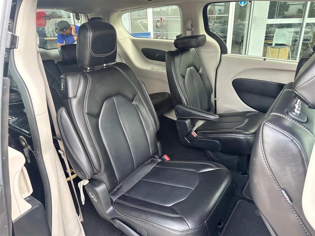 used 2023 Chrysler Pacifica car, priced at $23,785
