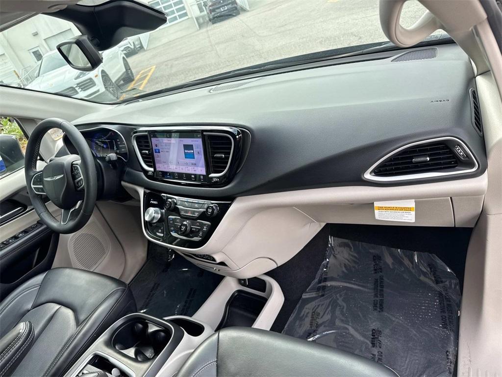 used 2023 Chrysler Pacifica car, priced at $23,785