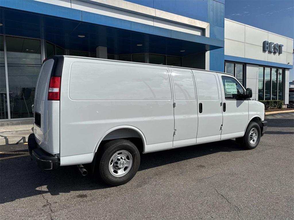 new 2025 Chevrolet Express 2500 car, priced at $50,333