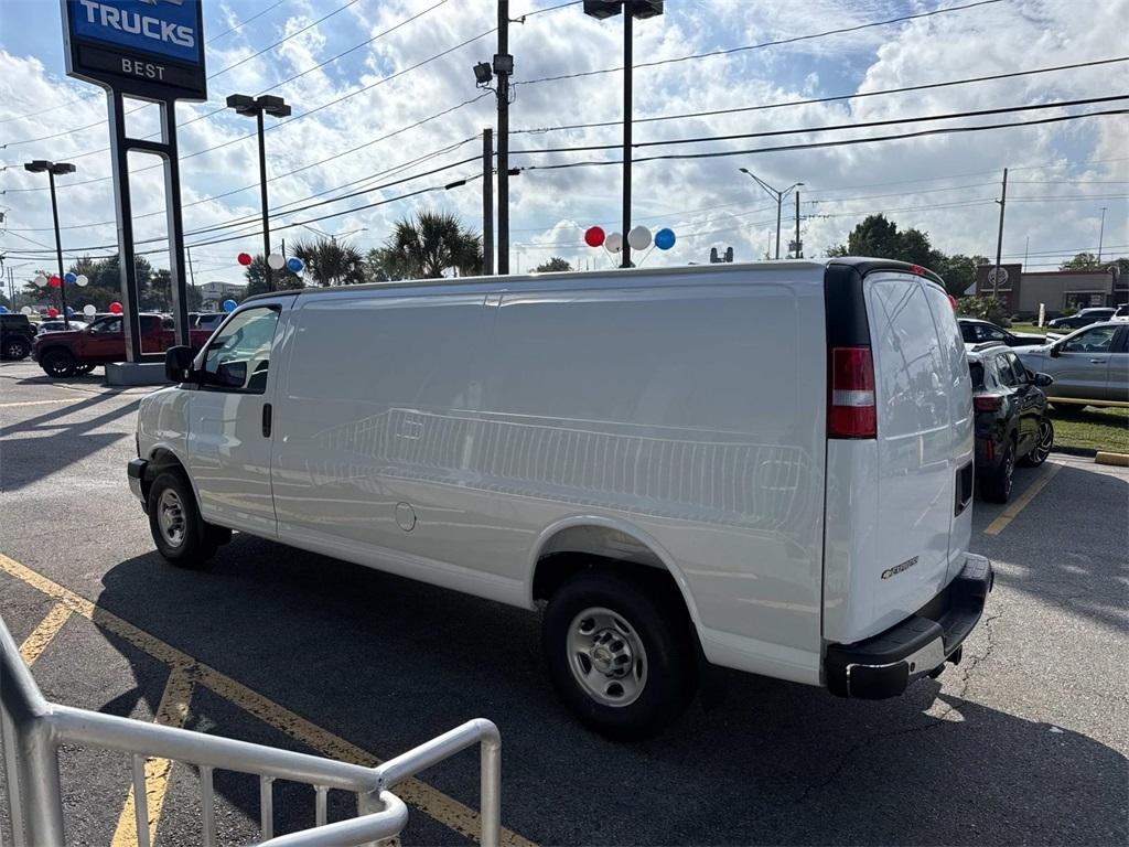 new 2025 Chevrolet Express 2500 car, priced at $50,333