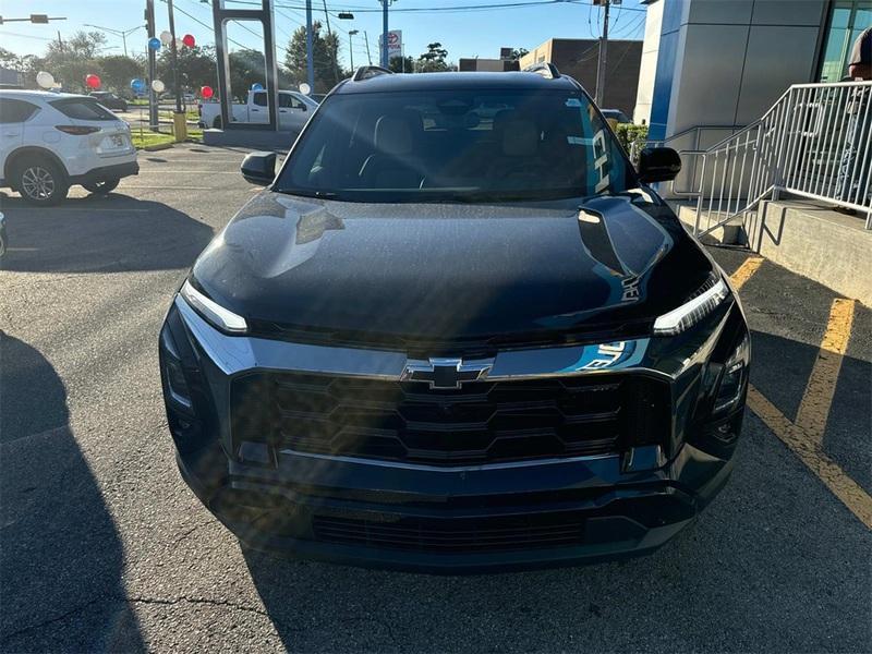 new 2025 Chevrolet Equinox car, priced at $34,475