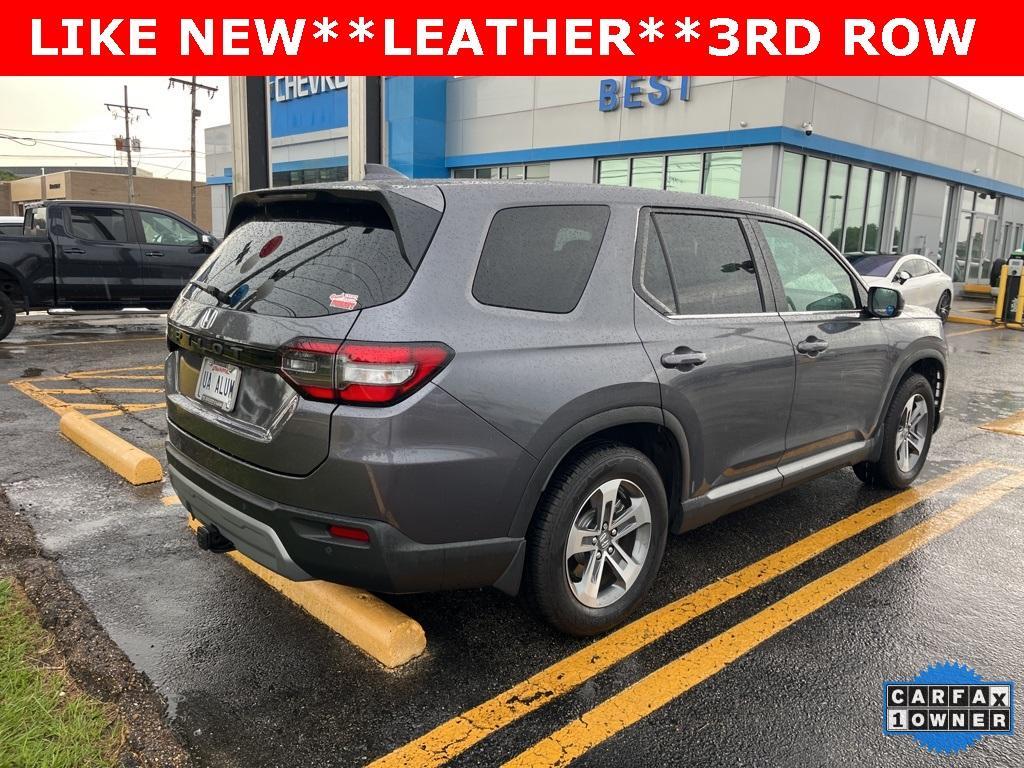 used 2025 Honda Pilot car, priced at $42,998