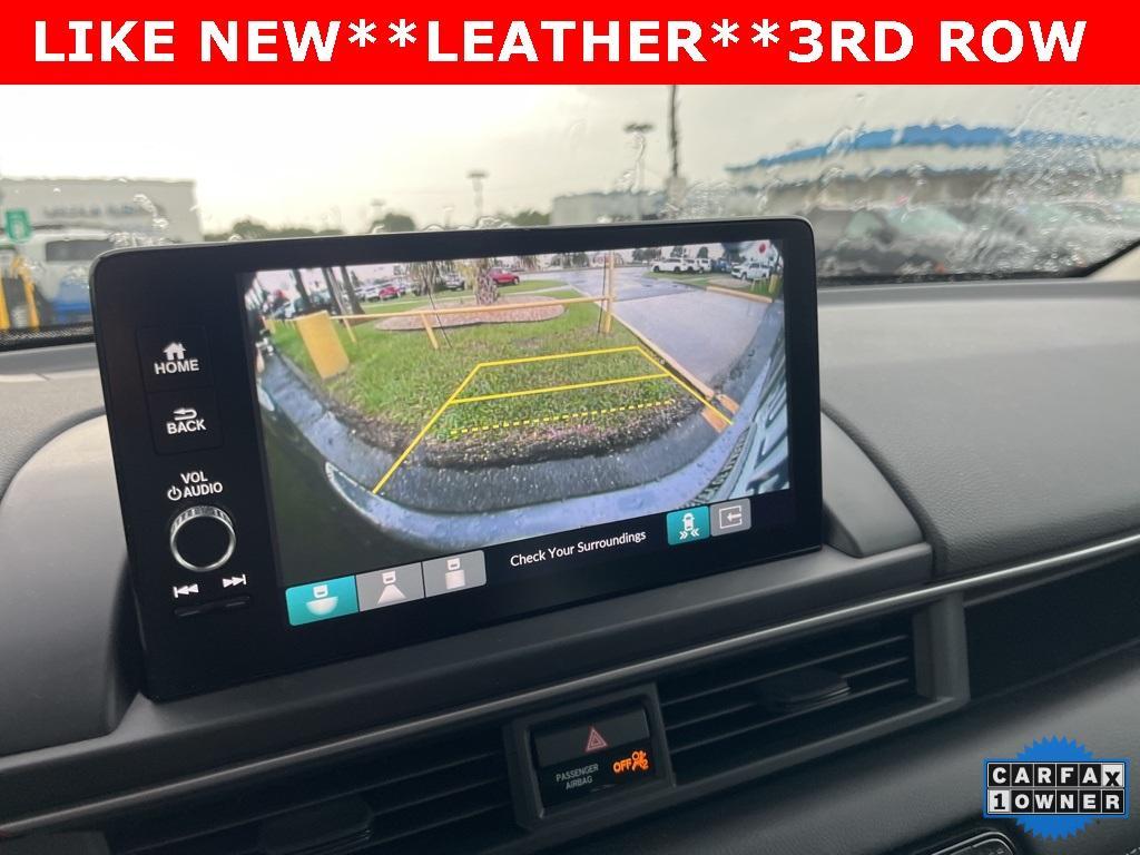 used 2025 Honda Pilot car, priced at $42,998
