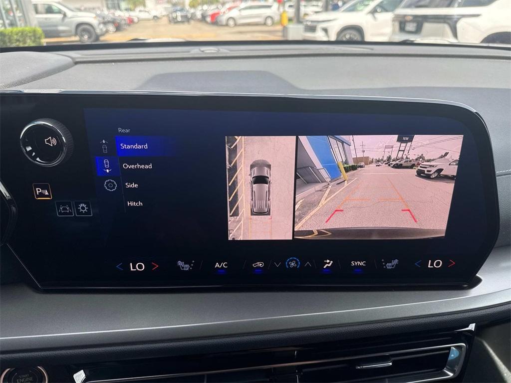 new 2025 Chevrolet Traverse car, priced at $44,240