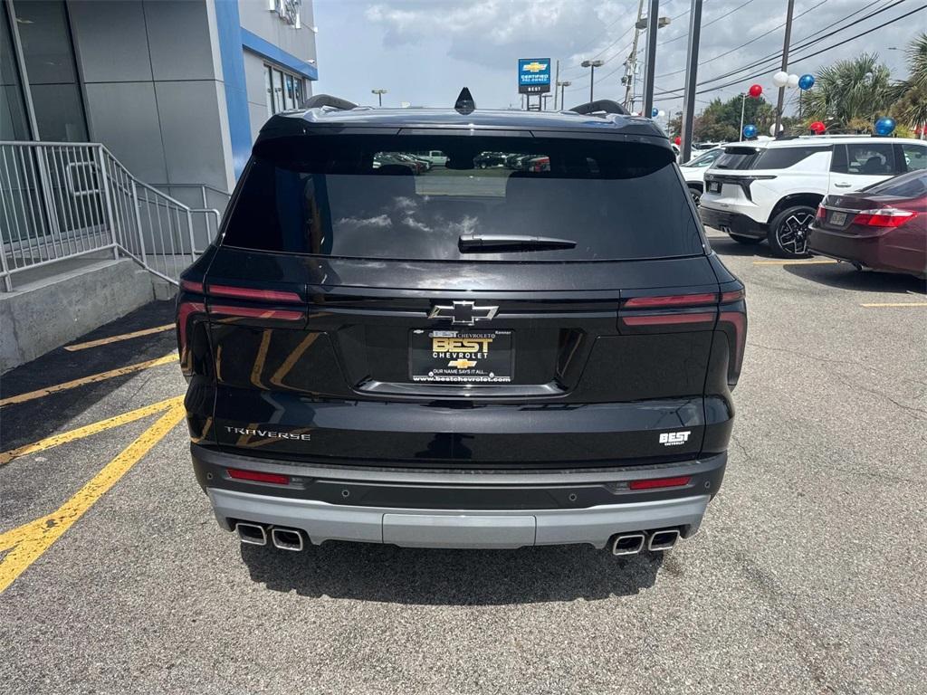new 2025 Chevrolet Traverse car, priced at $44,240