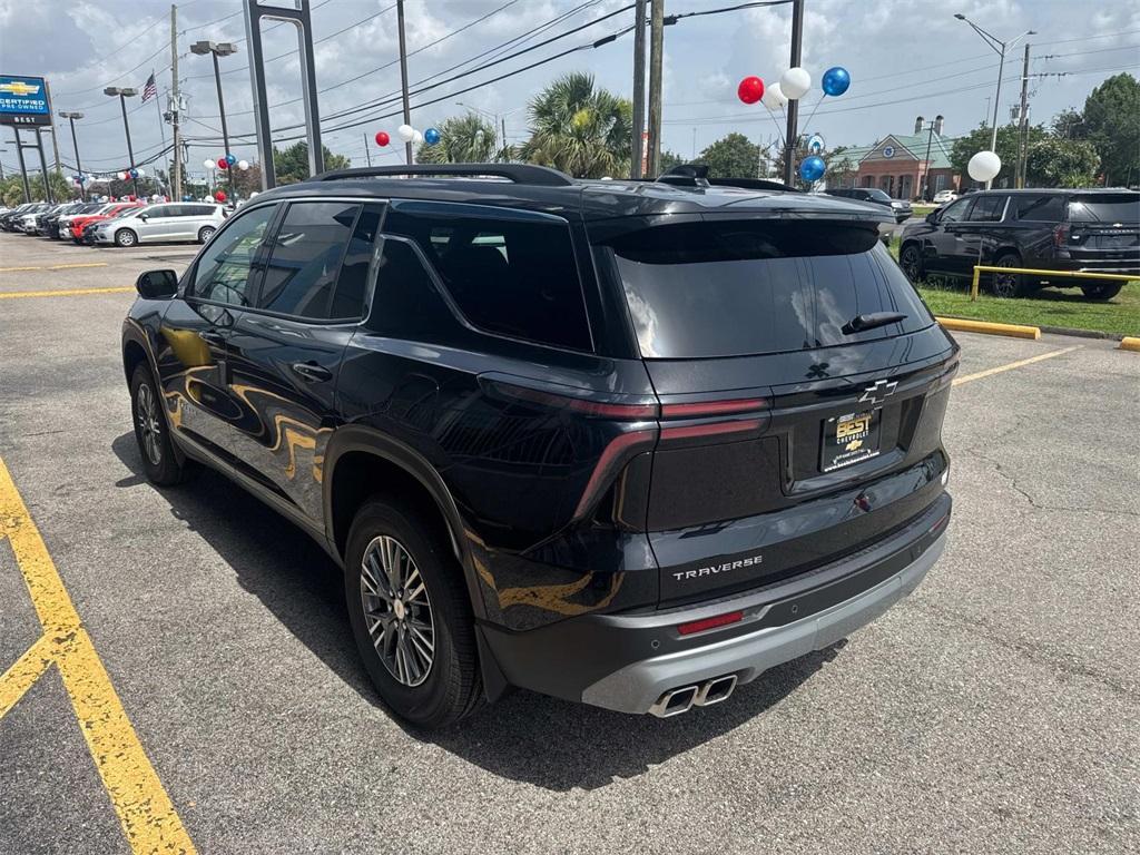 new 2025 Chevrolet Traverse car, priced at $44,240