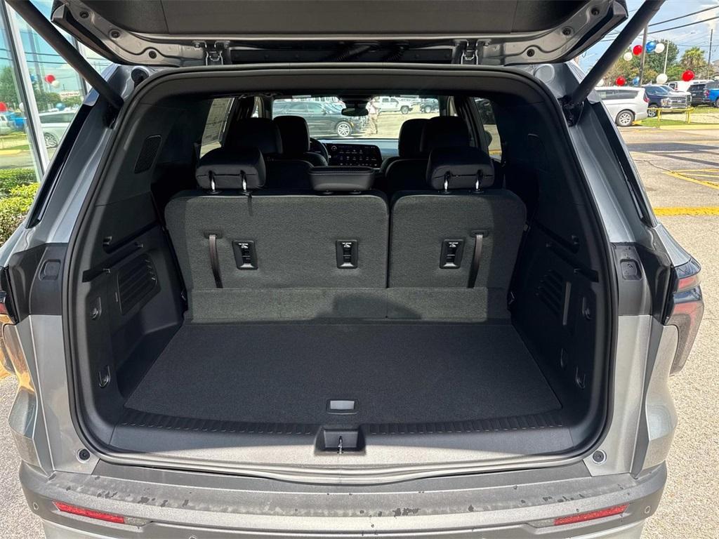 new 2025 Chevrolet Traverse car, priced at $46,195