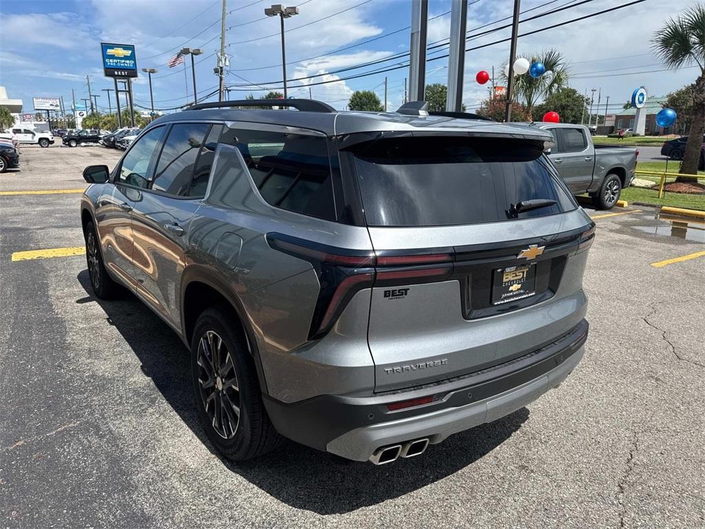 new 2025 Chevrolet Traverse car, priced at $46,195