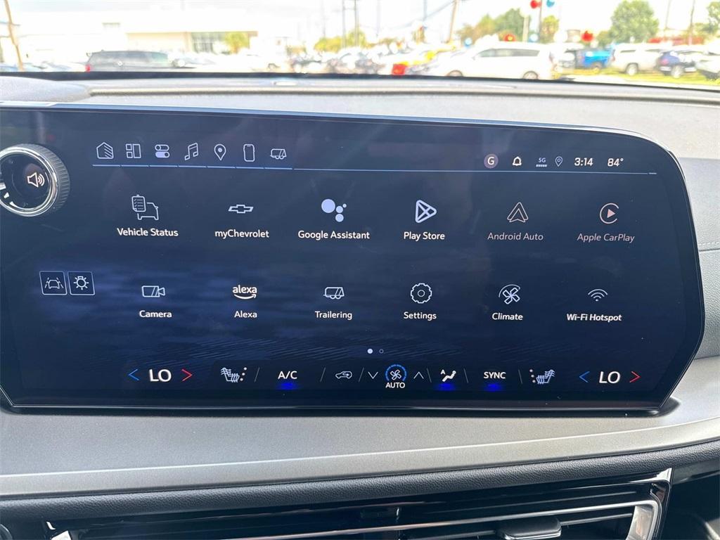 new 2025 Chevrolet Traverse car, priced at $46,195