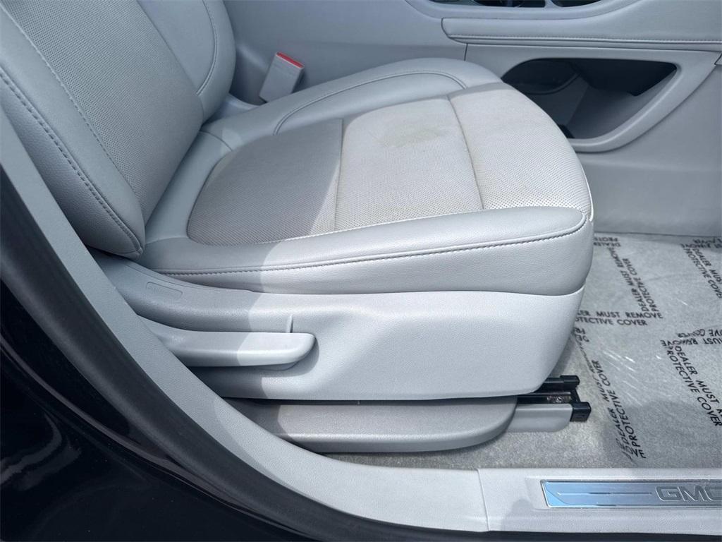used 2023 GMC Acadia car, priced at $27,595