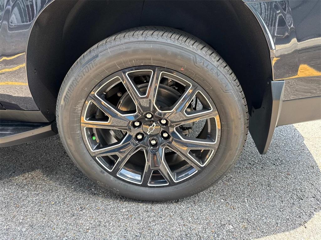 new 2025 Chevrolet Suburban car, priced at $64,795