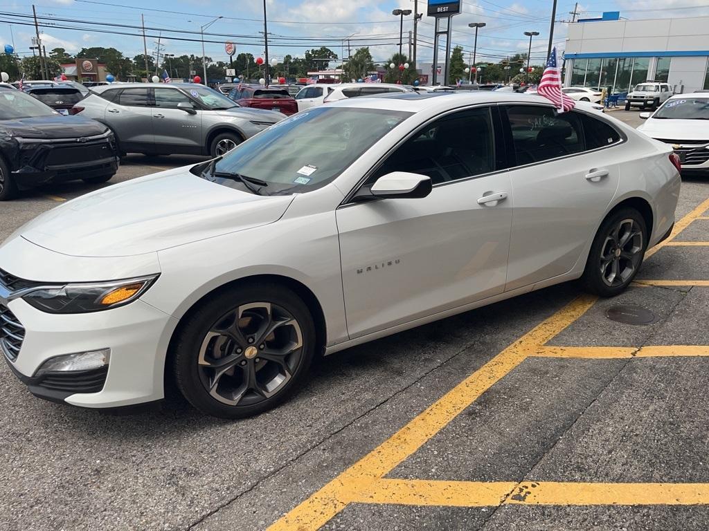 used 2024 Chevrolet Malibu car, priced at $25,999