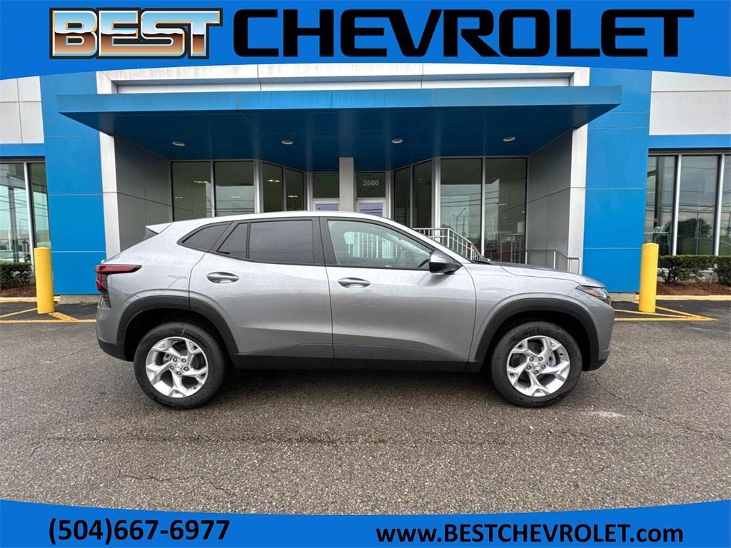 new 2025 Chevrolet Trax car, priced at $22,800