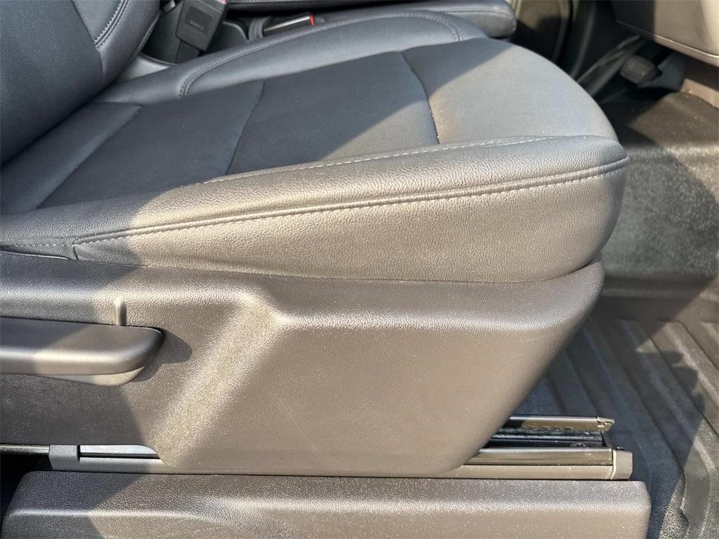 used 2024 Chevrolet Silverado 1500 car, priced at $35,595
