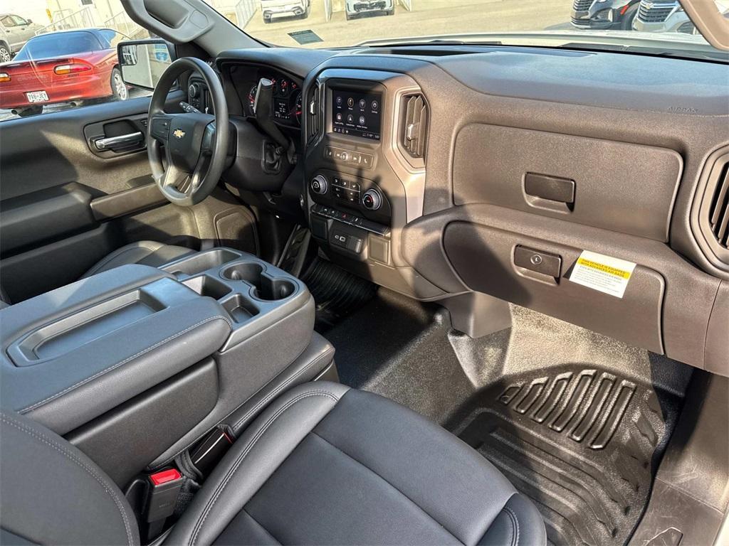 used 2024 Chevrolet Silverado 1500 car, priced at $35,595
