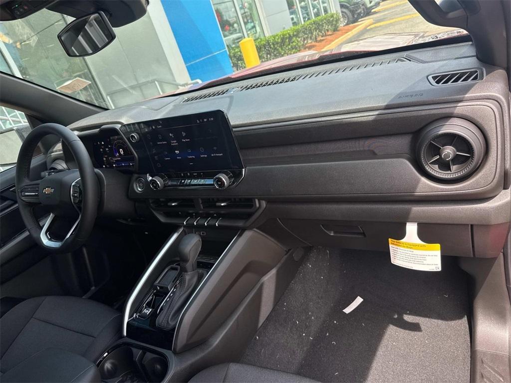 new 2025 Chevrolet Colorado car, priced at $33,600