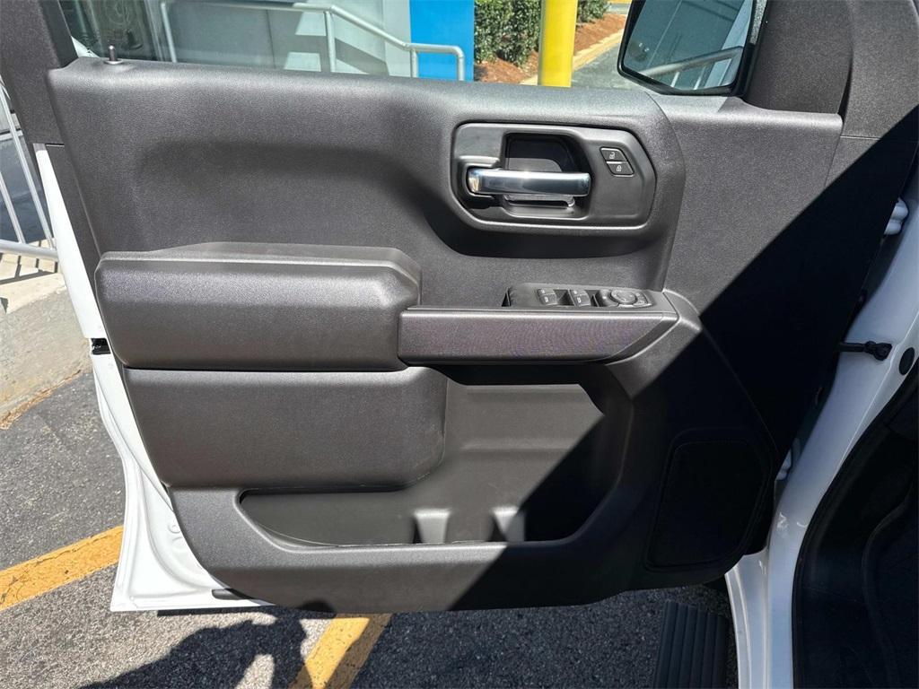new 2025 Chevrolet Silverado 1500 car, priced at $39,985