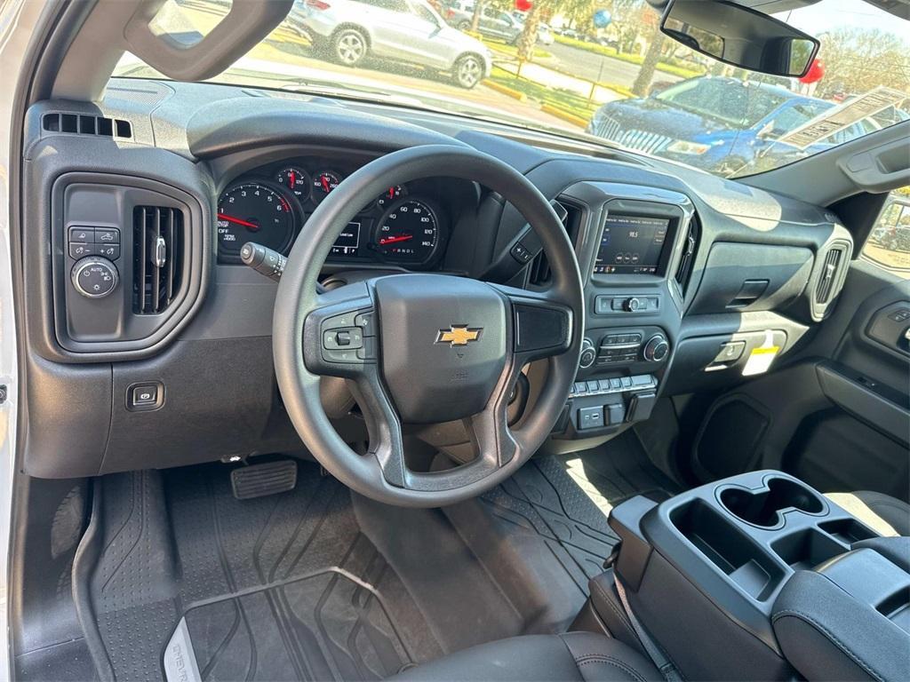 new 2025 Chevrolet Silverado 1500 car, priced at $39,985