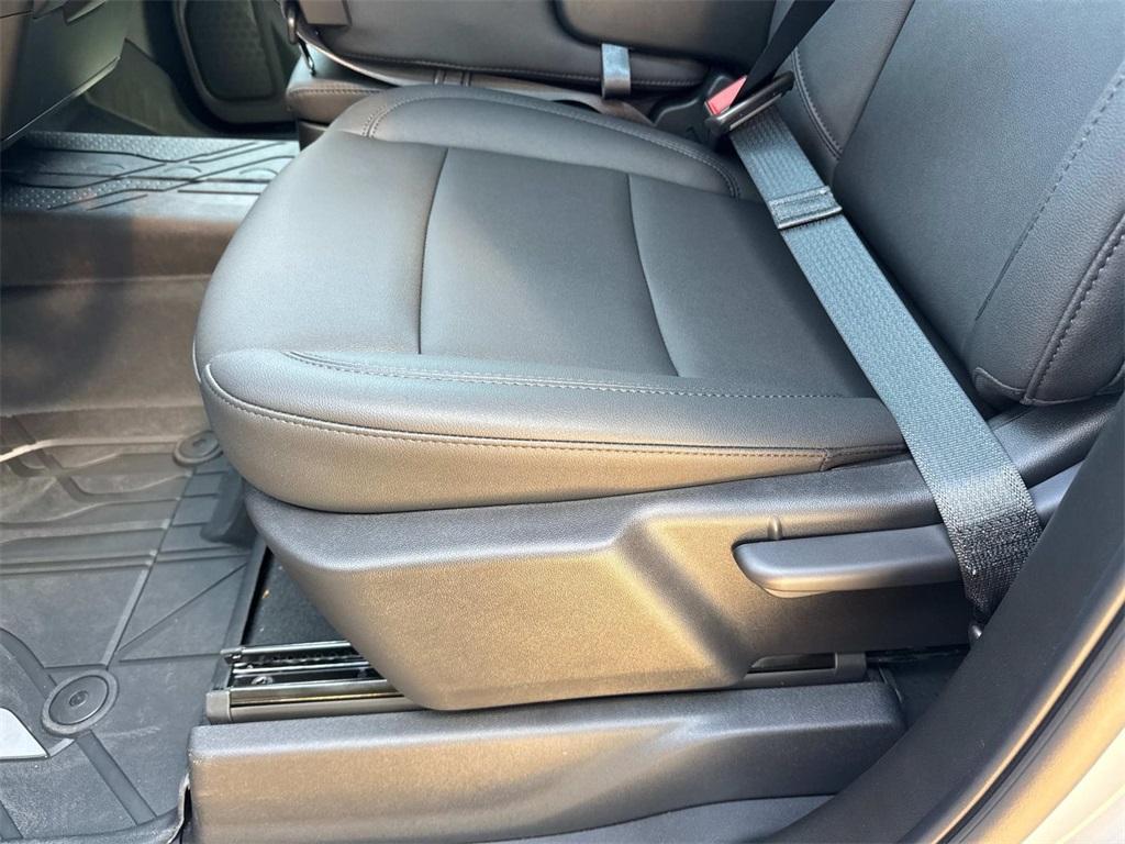 new 2025 Chevrolet Silverado 1500 car, priced at $39,985