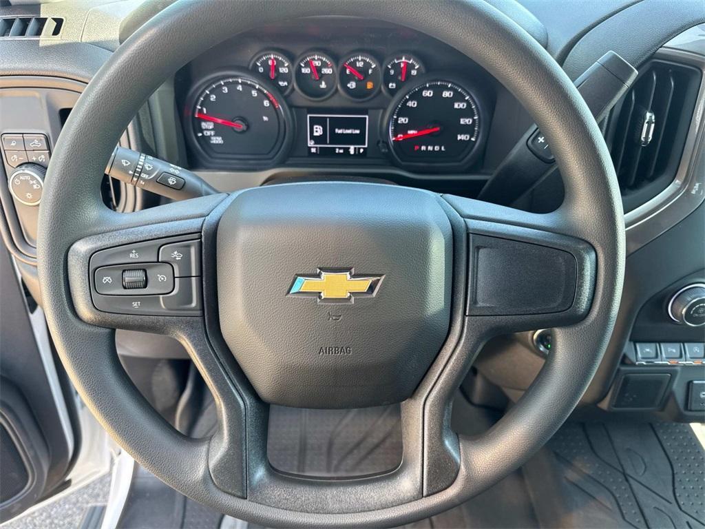 new 2025 Chevrolet Silverado 1500 car, priced at $39,985
