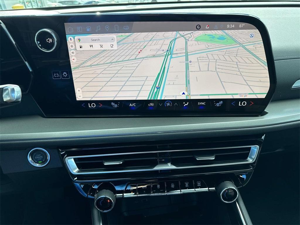 new 2025 Chevrolet Traverse car, priced at $42,740