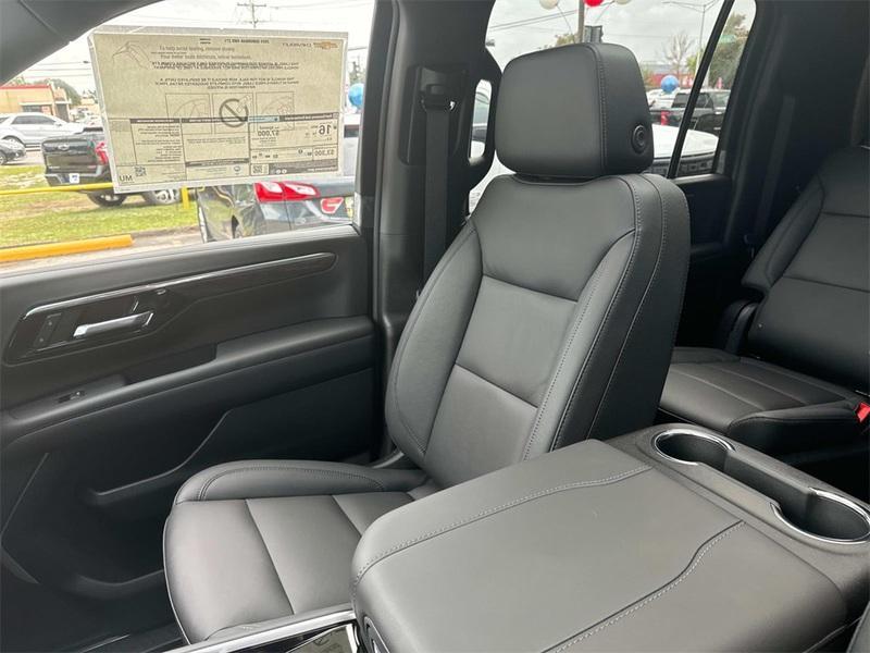 new 2025 Chevrolet Suburban car, priced at $81,230