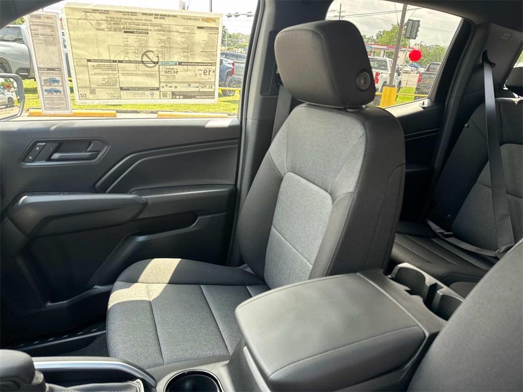 new 2025 Chevrolet Colorado car, priced at $41,885