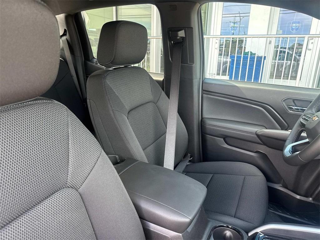 new 2025 Chevrolet Colorado car, priced at $34,905