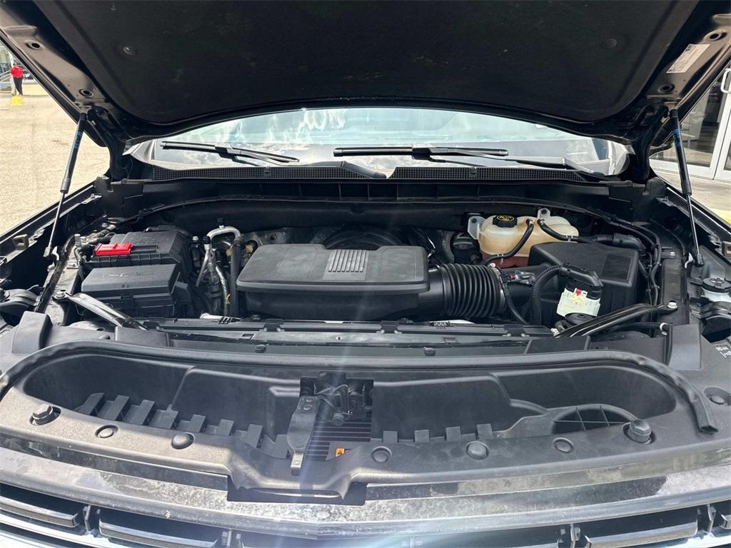 used 2023 Chevrolet Suburban car, priced at $43,995