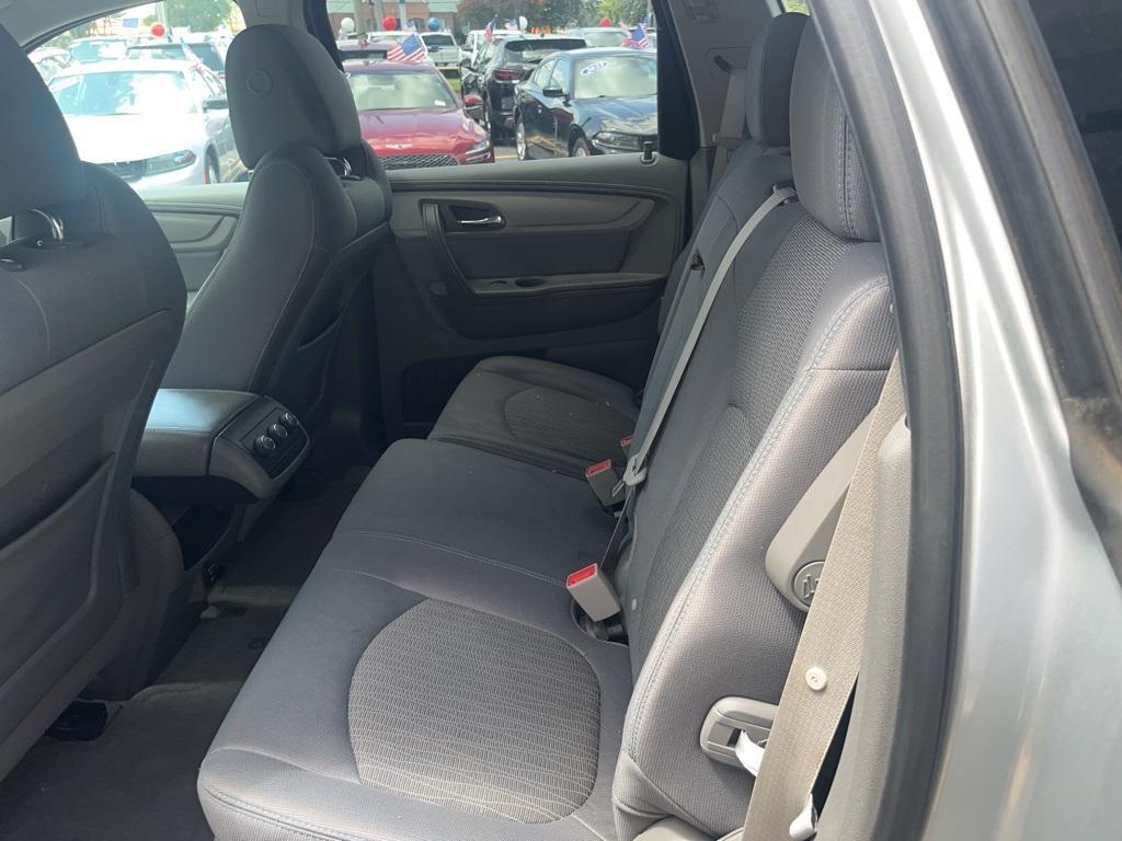 used 2014 Chevrolet Traverse car, priced at $10,995