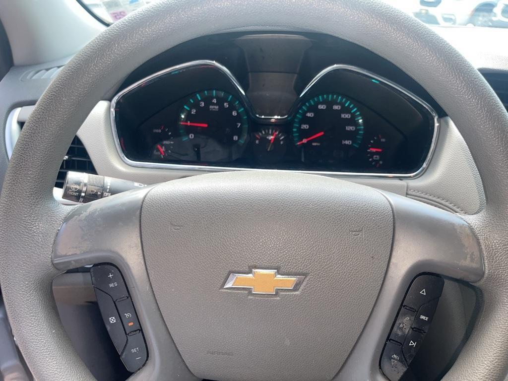 used 2014 Chevrolet Traverse car, priced at $10,995