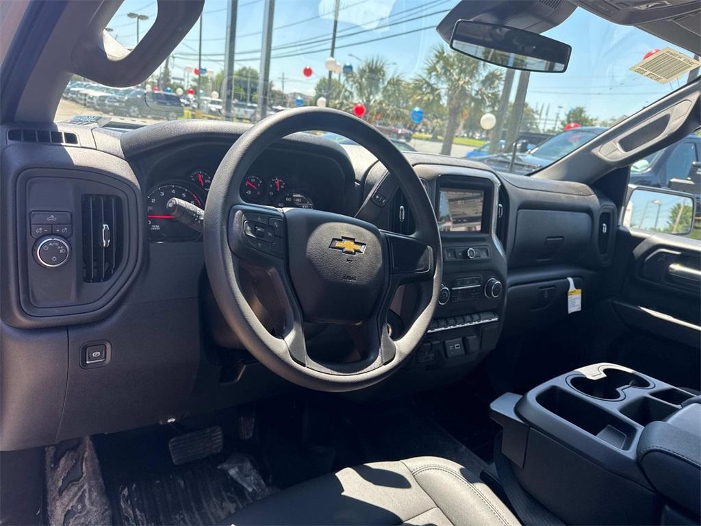 new 2025 Chevrolet Silverado 2500 car, priced at $43,440