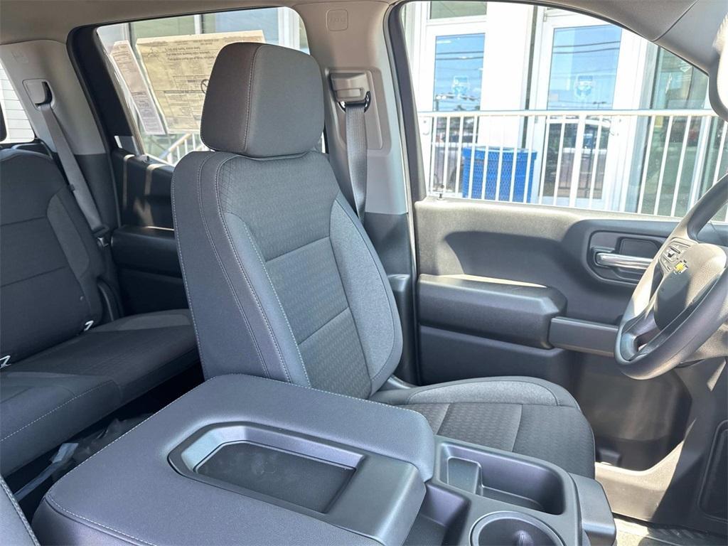 new 2025 Chevrolet Silverado 1500 car, priced at $38,305