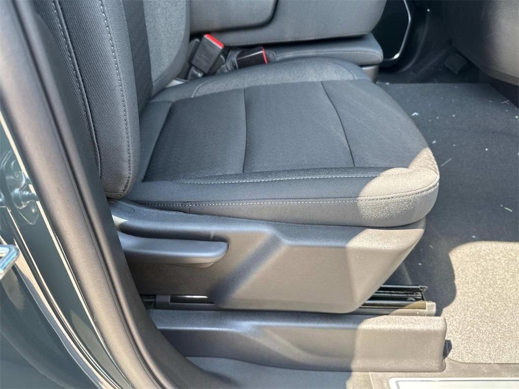 new 2025 Chevrolet Silverado 1500 car, priced at $46,290